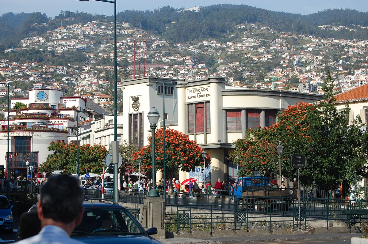 Madeira Eating, Wine and Food Walking Tour in Funchal