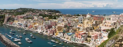 Procida Island Boat Tour 2h 15m with Swimming and Underwater Photos