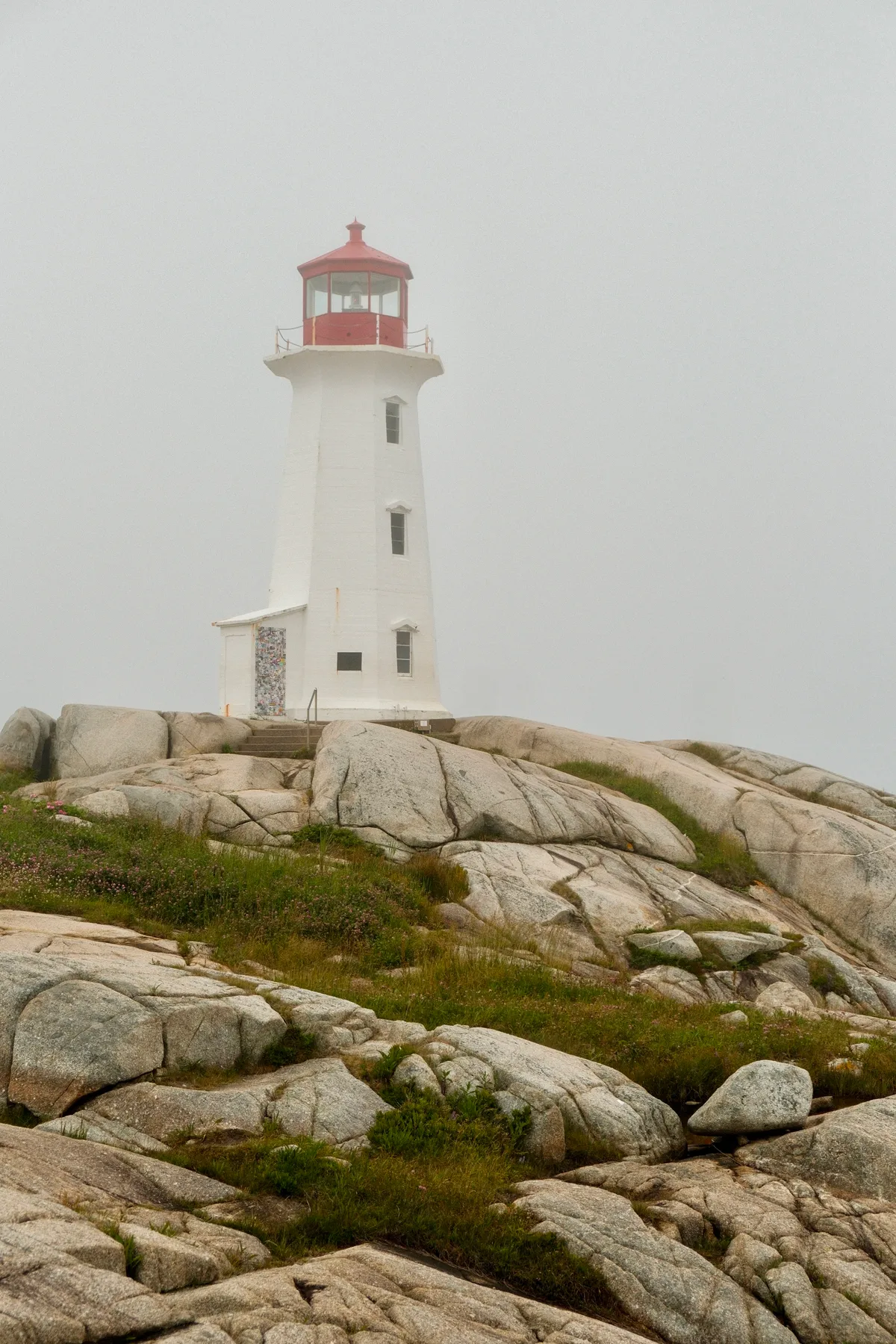 Small Group Tour of Peggy's Cove, Lunenburg, and the Annapolis Valley