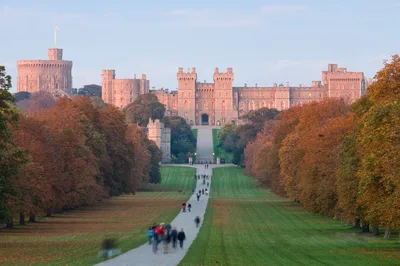 Stonehenge, Windsor Castle and Bath Full-Day Guided Tour from London