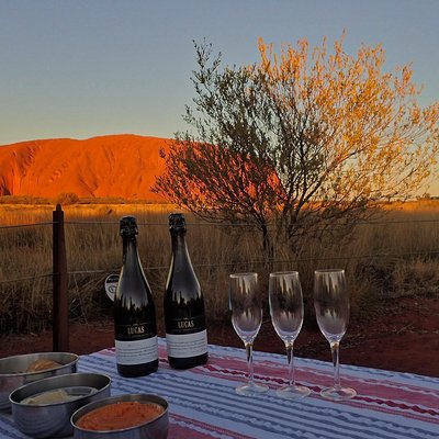 Small Group Uluru Sunset Viewing Tour