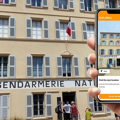 Saint-Tropez Scavenger Hunt and Sights Self-Guided Tour