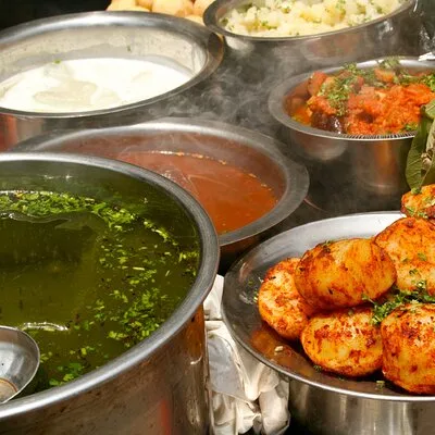 Madurai Street Food Crawl (2 Hours Guided Food Tasting Tour)