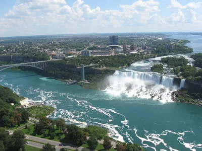 Niagara Falls US Tour with Maid of the Mist Boat Ride, Cave of the Winds & Observation Tower