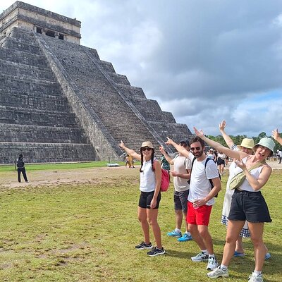 Chichen Itza Walking Tour in Portuguese or Italian Skip the Line Access
