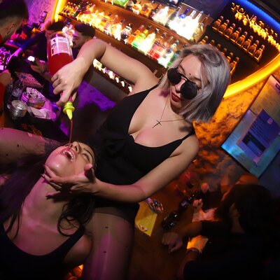 Istanbul Party Pub Crawl
