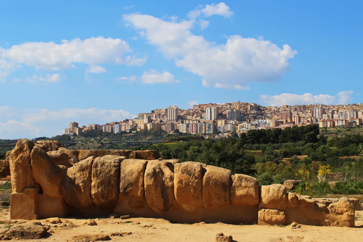 Quad Tour Excursion from the Castle of Poggio Diana to the Sea in Agrigento
