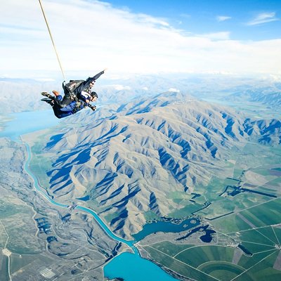 Skydive Mt. Cook - 20+ Seconds of Freefall from 10, 000ft