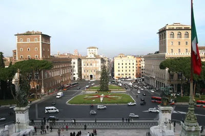 Rome Vespa Sidecar Tour by Day or Night with Pickup