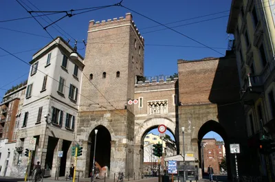 Milan Bike Tour: Porta Ticinese, Duomo, Brera, Porta Nuova