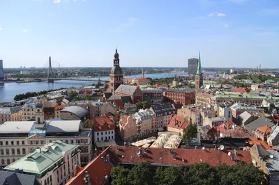 Riga Old Town Walking Tour with Stories of History and Architecture