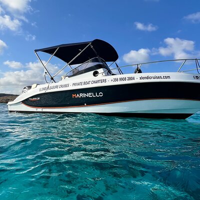 Private speed boat trip to Comino, Blue Lagoon and Caves