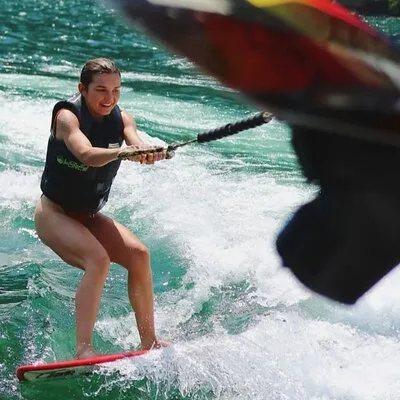 Lake Como Charter Boat Tour and Sport WEWAKECOMO - Wakeboard - Wakesurf