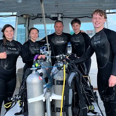 Discover Scuba Diving Course Pool Training Session in Key Largo.