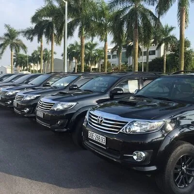 (TOP) Private car: Hanoi/Noi Bai Airport (HAN) from/to Ha Long