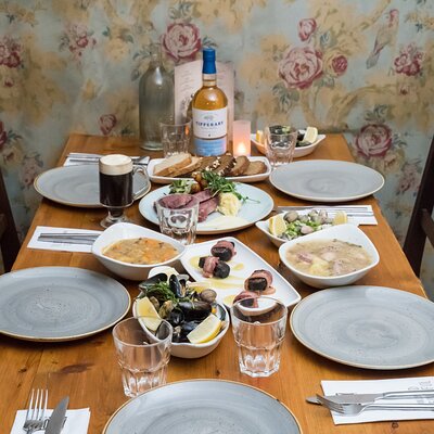 The Old Storehouse Bar and Restaurant