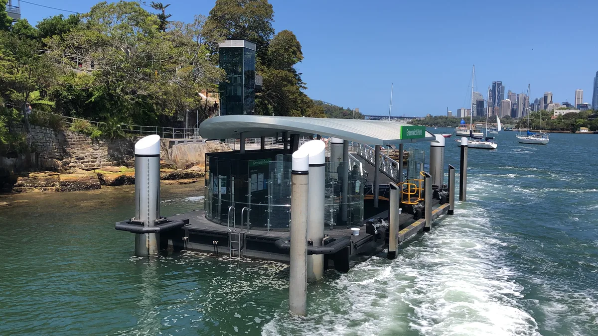 Sydney Harbour 90-Minute Sightseeing Cruise with Commentary