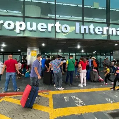 Private transportation from La Aurora Airport to ANTIGUA GUATE