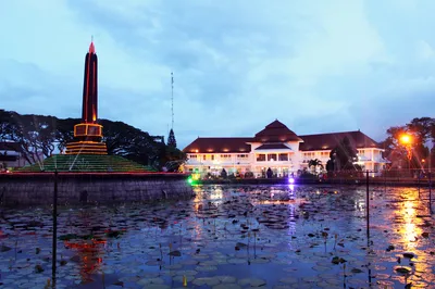 3-Day Tumpaksewu Waterfall, Mount Bromo and Ijen Crater Tour via Malang or Surabaya