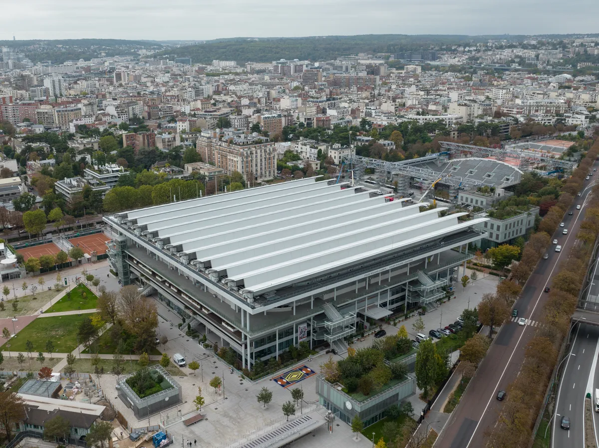 Roland Garros Stadium 90-Minute Guided Behind-the-Scenes Tour in Paris