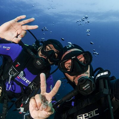 Diving baptism in the Montgrí Natural Park