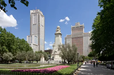 Madrid Royal Palace and Prado Museum Skip-the-Line Guided Tour