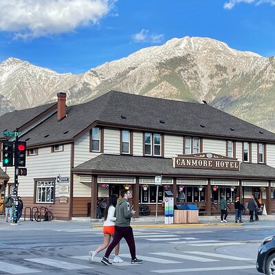 Canmore Walking Tours: Discover Local History and Scenery