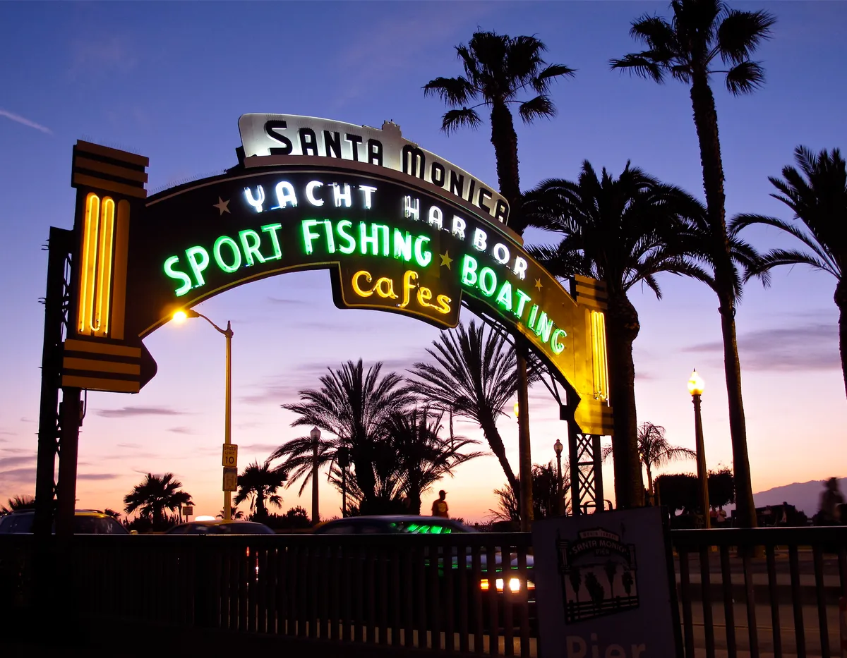 Los Angeles Full-Day 7-Hour Bus Tour: Hollywood, Beverly Hills and Santa Monica