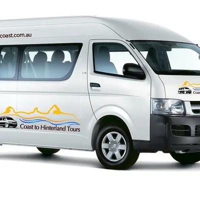 Brisbane Airport and Cruise Terminal to Sunshine Coast 11 pax
