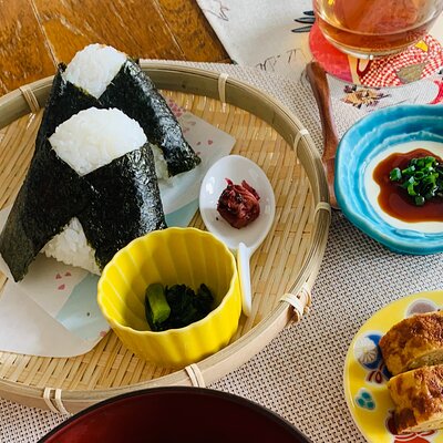 Nagasaki Onigiri & Tonjiru Leaning Experience