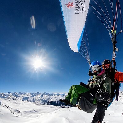 DAVOS: Paragliding Tandem Flight In Swiss Alps (Video & Photos Included)