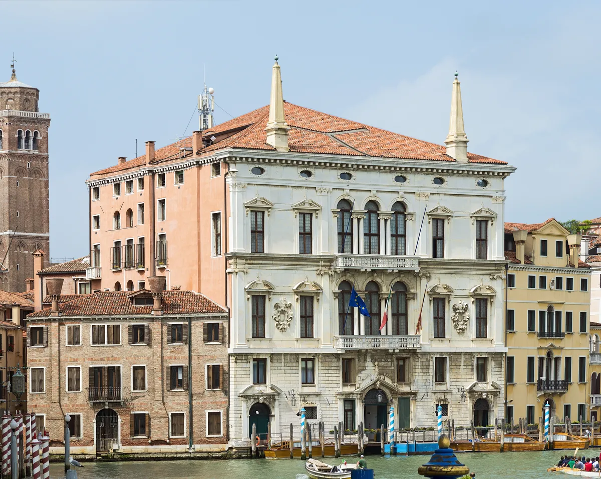 Venice Street Food Walking Tour with Rialto Market Visit and Local Guide