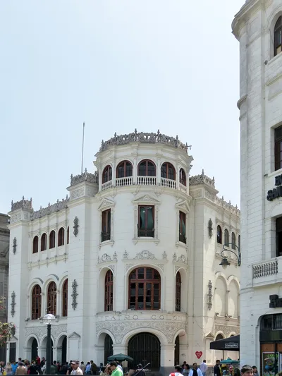Lima Half-Day Small-Group City Walking Tour of Plaza de Armas, San Francisco Monastery and More