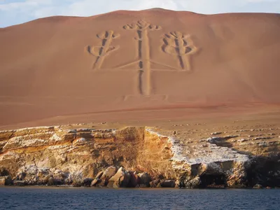 Golden Shadows Trek in Paracas National Reserve 4-Hour Hiking Tour