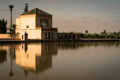 Marrakech 4-Hour Street Food Tour with Dinner and Tea