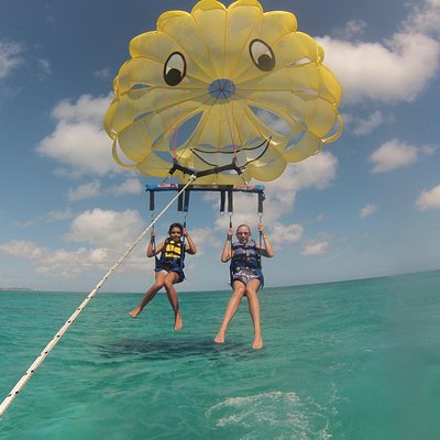 Parasailing Grand Turk