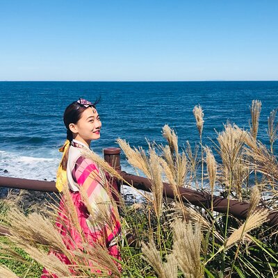 [Jeju] Hanbok Private guide tour & photo session in beautiful Yongduam rock,
