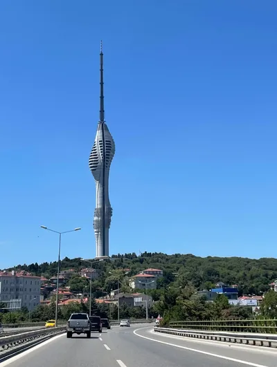 Istanbul Two Continents Full-Day Bus Tour Including Camlica Mosque, Beylerbeyi Palace, Pierre Loti and Bosphorus Cruise