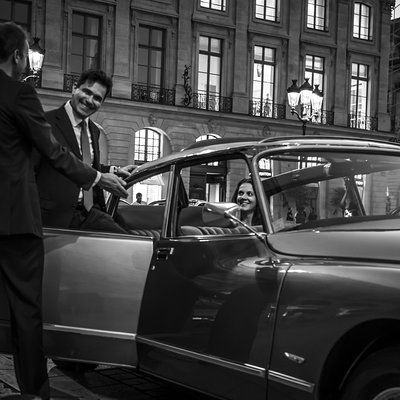 Private luxury tour of Bordeaux in a magnificent Citroen DS - 2 hours