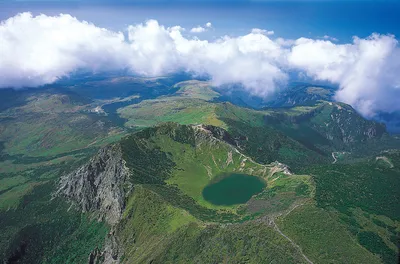 Jeju Island Western and Southern Routes Sightseeing 9-Hour Day Tour