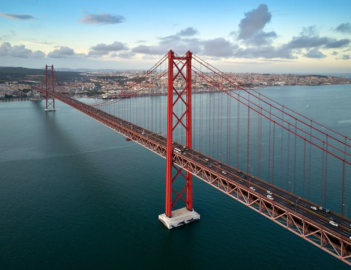 Lisbon Sunset Sailing with Portuguese Wine and History on a 2-Hour Boat Tour