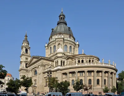 Budapest 2-Hour Walking Tour including Shoes on the Danube Bank, Parliament and Chain Bridge