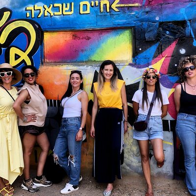 Private Walking Graffiti Art Tour in Israel