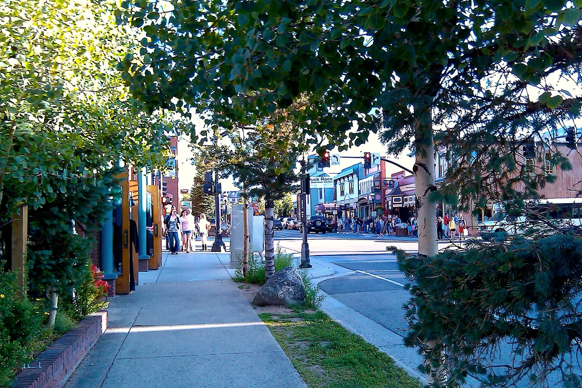 Breckenridge Walking Tour of Ghostly Tales in Historic Downtown