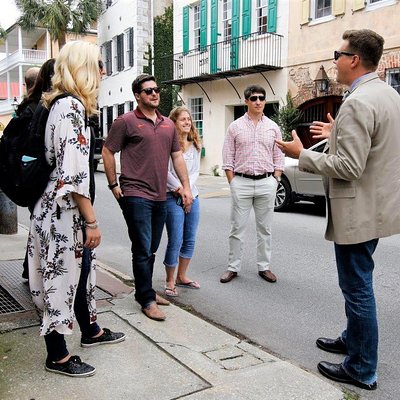 Charleston Historical Walking Tour: Pirates, Patriots, and More