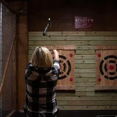 Axe-Throwing