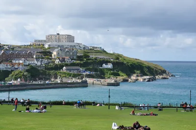 Coasteering in Newquay with Professional Guide and Equipment