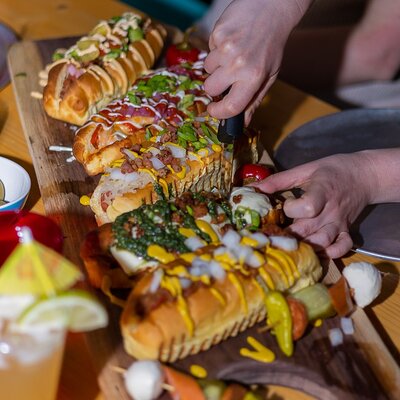 Walking Food Tour in Niagara Falls