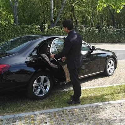 Private Transfer from Bilbao Airport to San Sebastian city