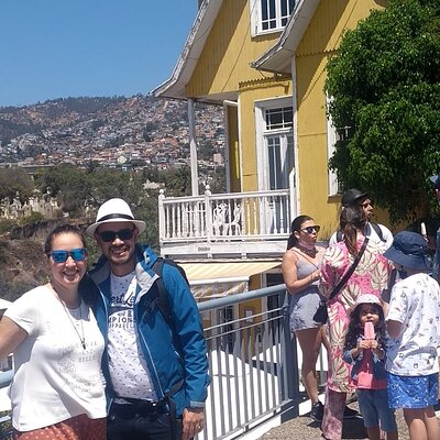 Guided Tour Viewpoints Elevators and Hills of Valparaiso